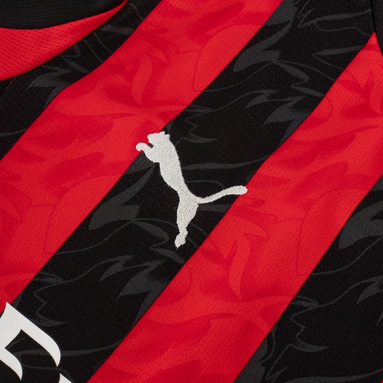 Camisa do Milan I 25 Torcedor Puma Infantil