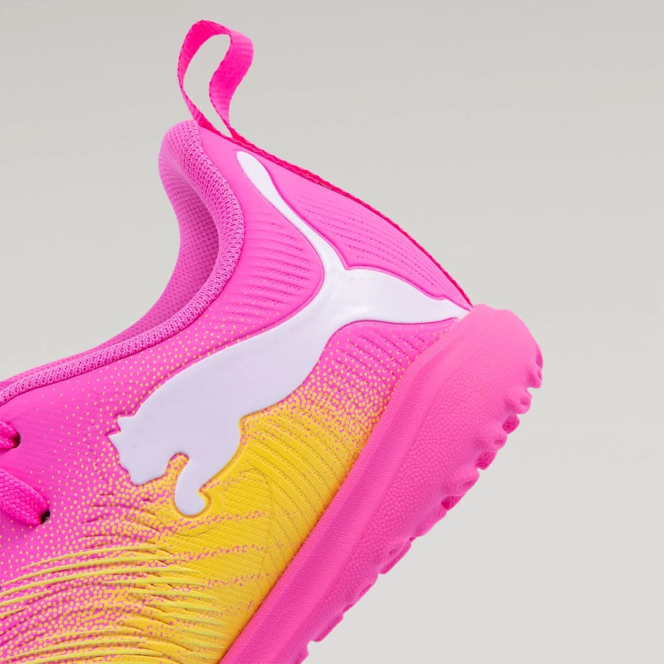 Chuteira Society Infantil Puma Neymar Future 9 Play - Rosa/Amarelo