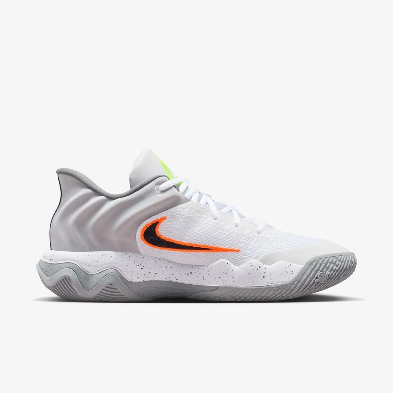 Tênis Nike Giannis Immortality 4 Masculino - Branco/Cinza