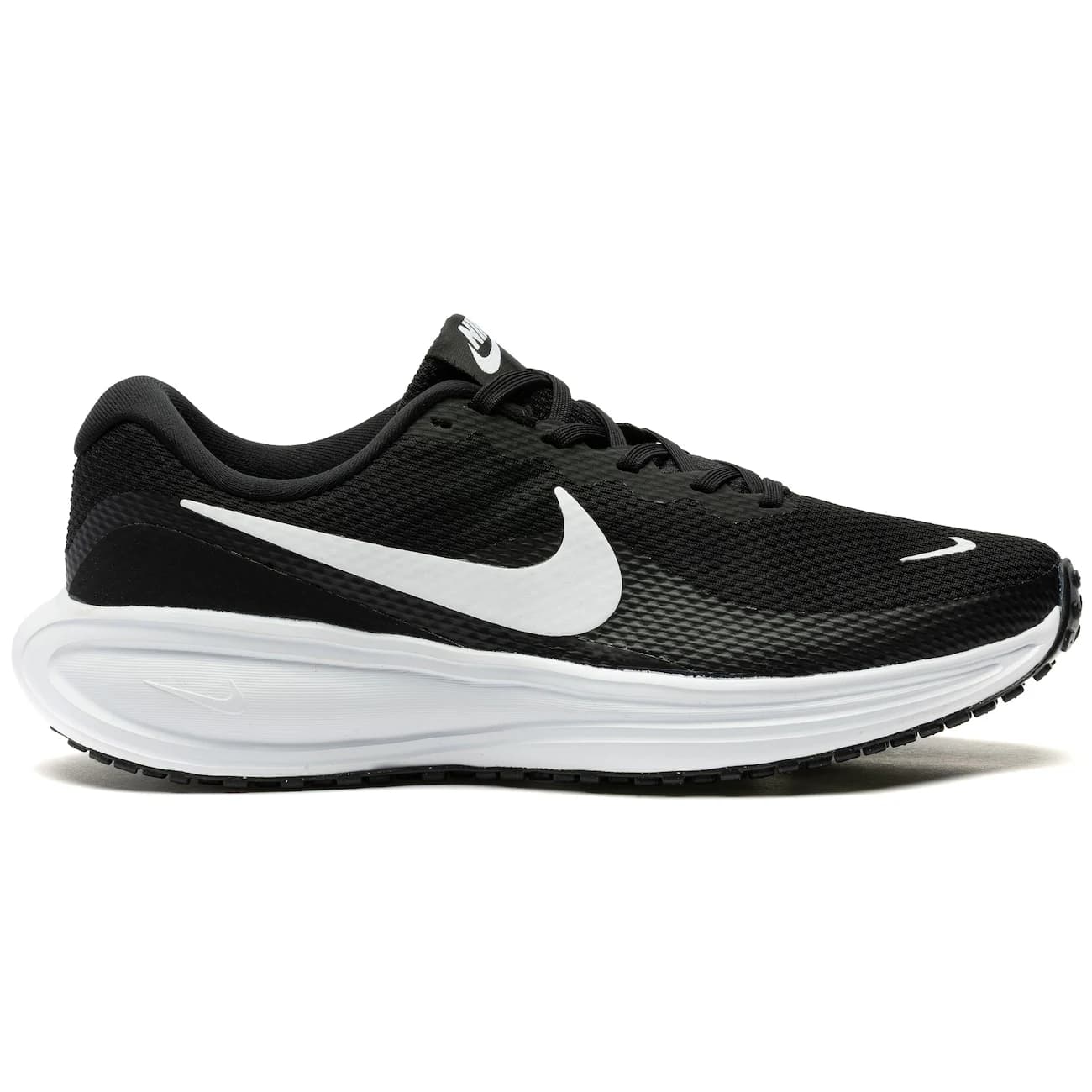Tênis Masculino Nike Revolution 8 - Preto/Branco