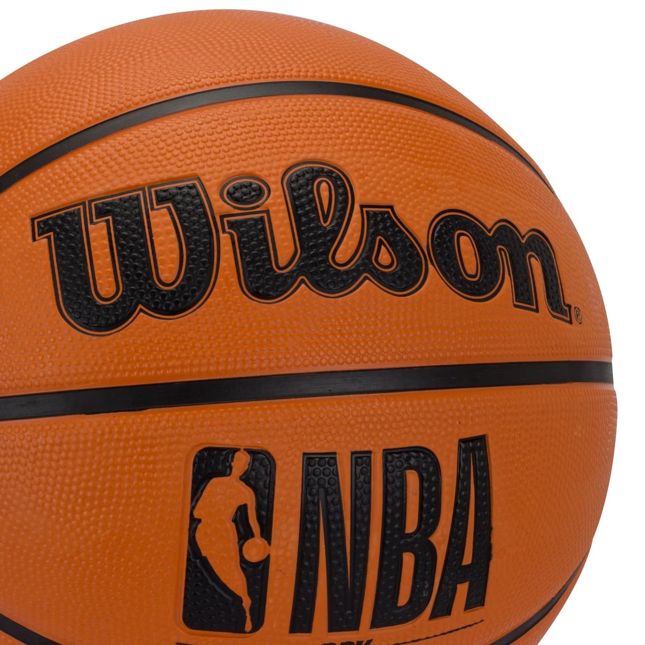 Bola de Basquete Wilson NBA DRV - Marrom